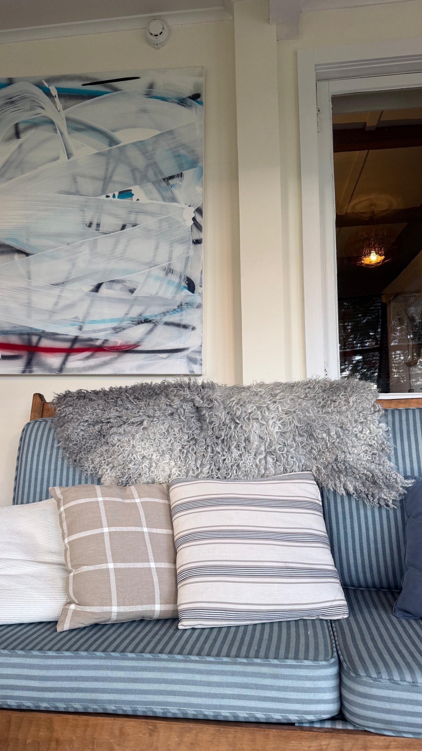 Gotland Sheepskin Rug, White/Silver, Long Wool