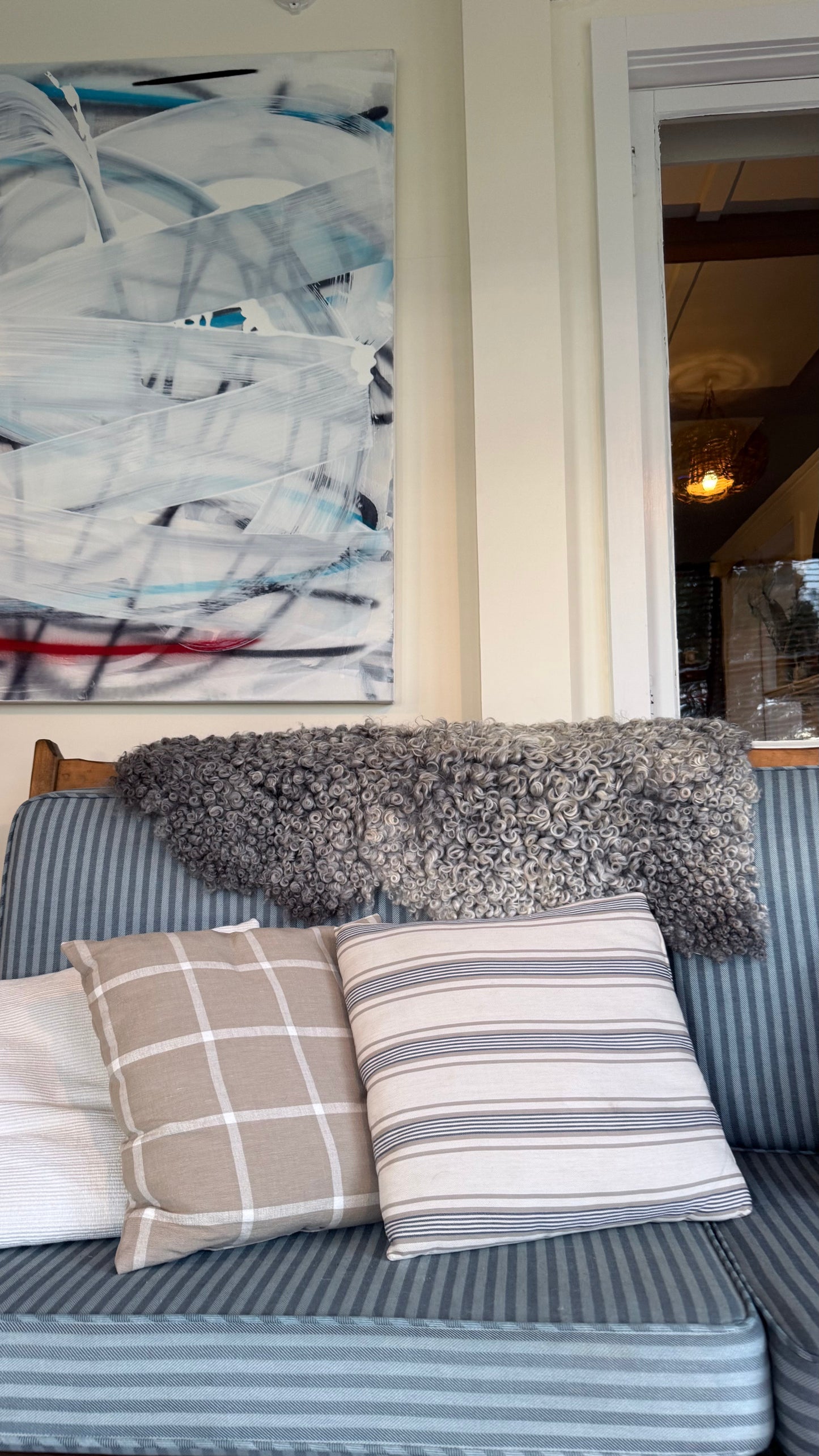 Gotland Sheepskin Rug, Silver, Short Wool