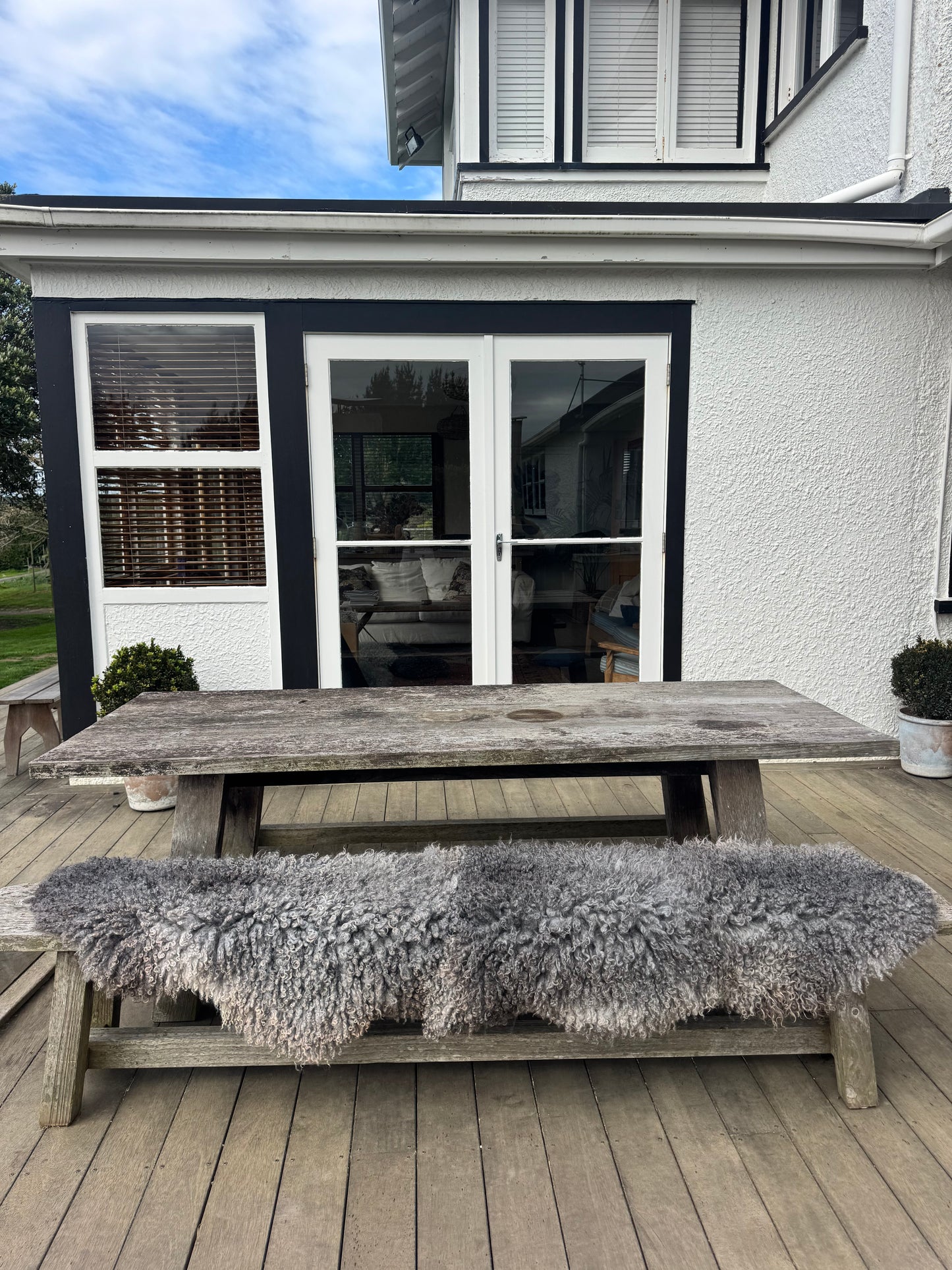 
                  
                    Gotland Double Sheepskin Rug Mid/Dark Grey
                  
                
