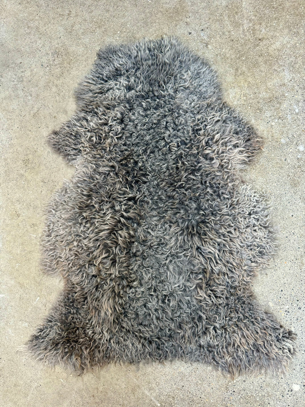 Gotland Sheepskin Rug Mid Grey