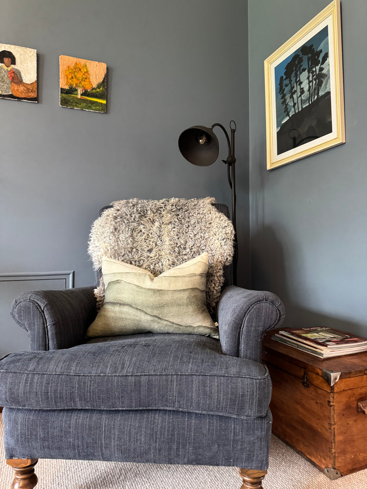 
                  
                    Gotland Sheepskin Rug Mid Grey Short Wool
                  
                