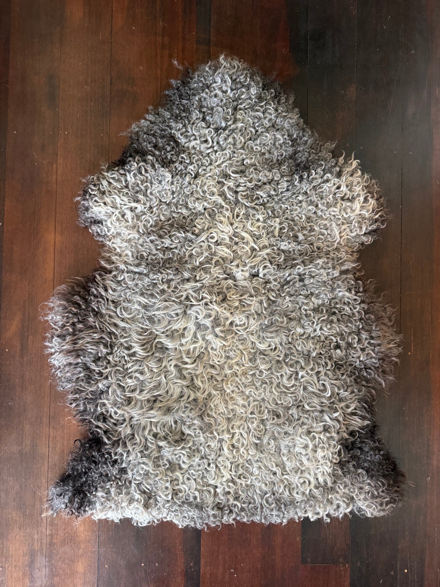 
                  
                    Gotland Sheepskin Rug Silver/Dark Grey Long Wool
                  
                