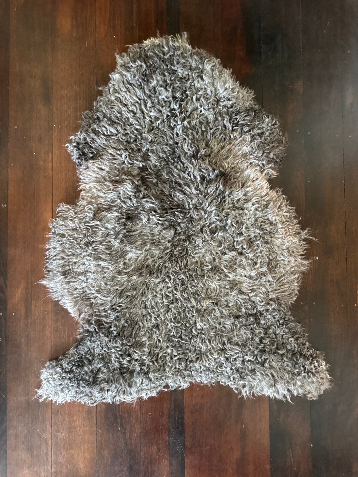 
                  
                    Gotland Sheepskin Rug Silver/Dark Grey Long Wool
                  
                