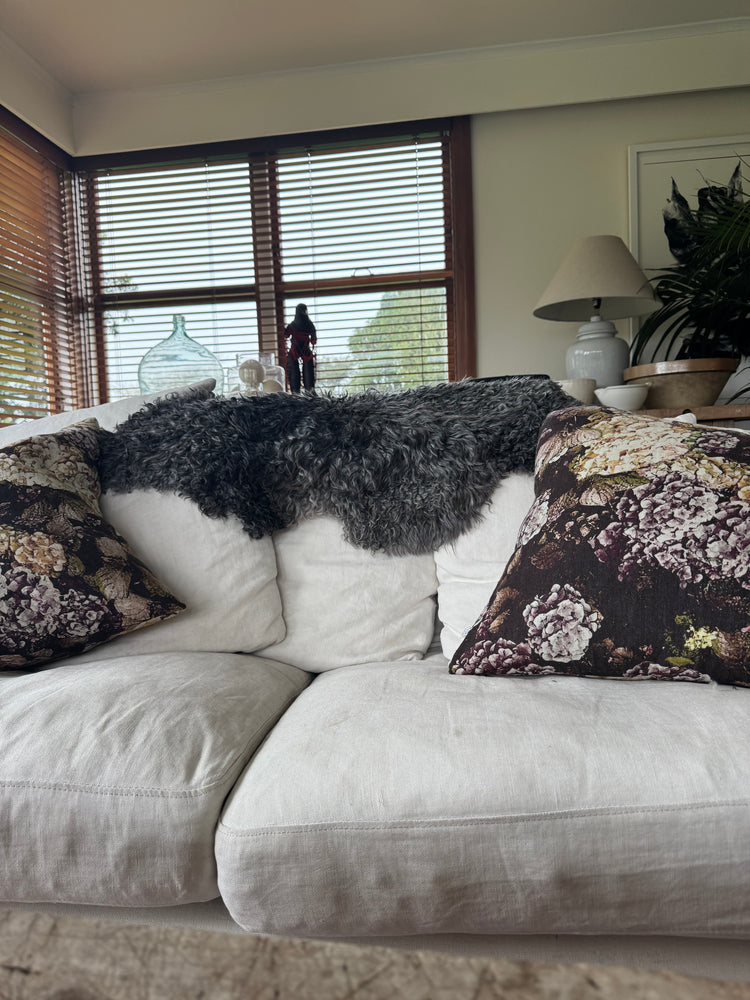 
                  
                    Gotland Sheepskin Rug Silver/Dark Grey Long Wool
                  
                