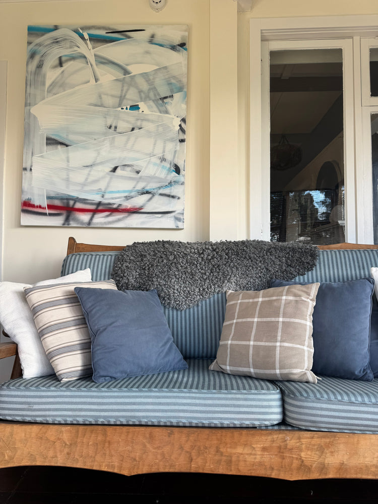 
                  
                    Gotland Sheepskin Rug Mid Grey Short Wool
                  
                