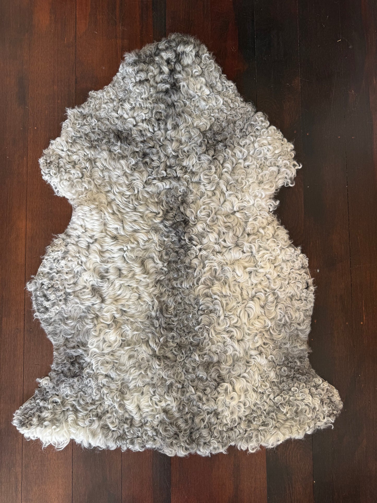 
                  
                    Gotland Sheepskin Rug Silver/Light Grey
                  
                