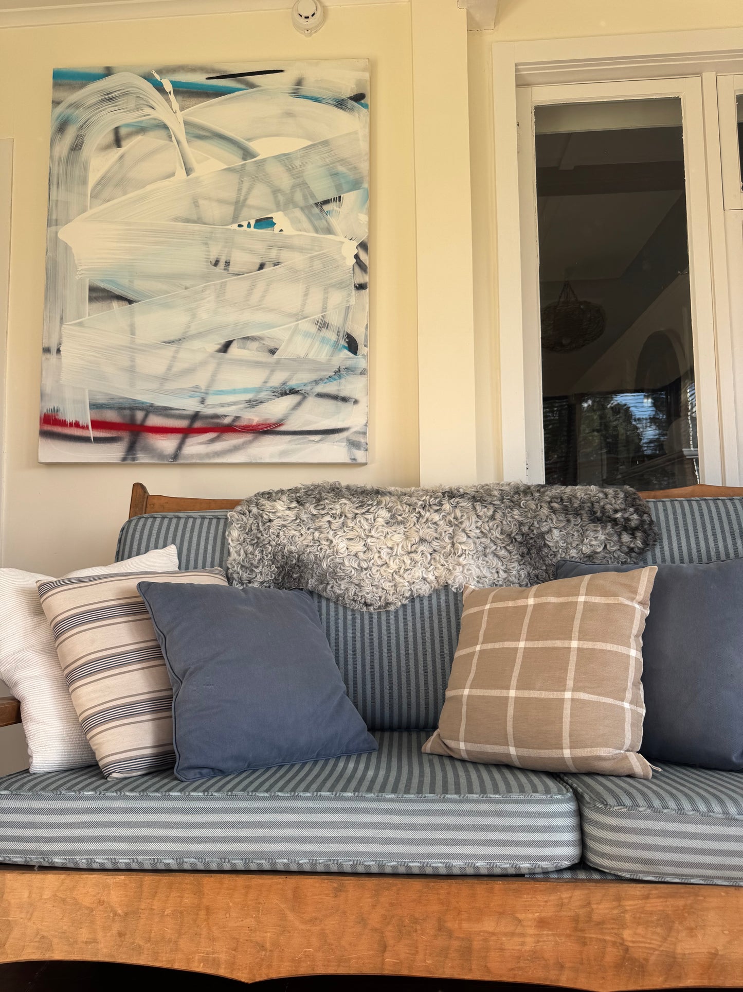 
                  
                    Gotland Sheepskin Rug Silver/Light Grey
                  
                