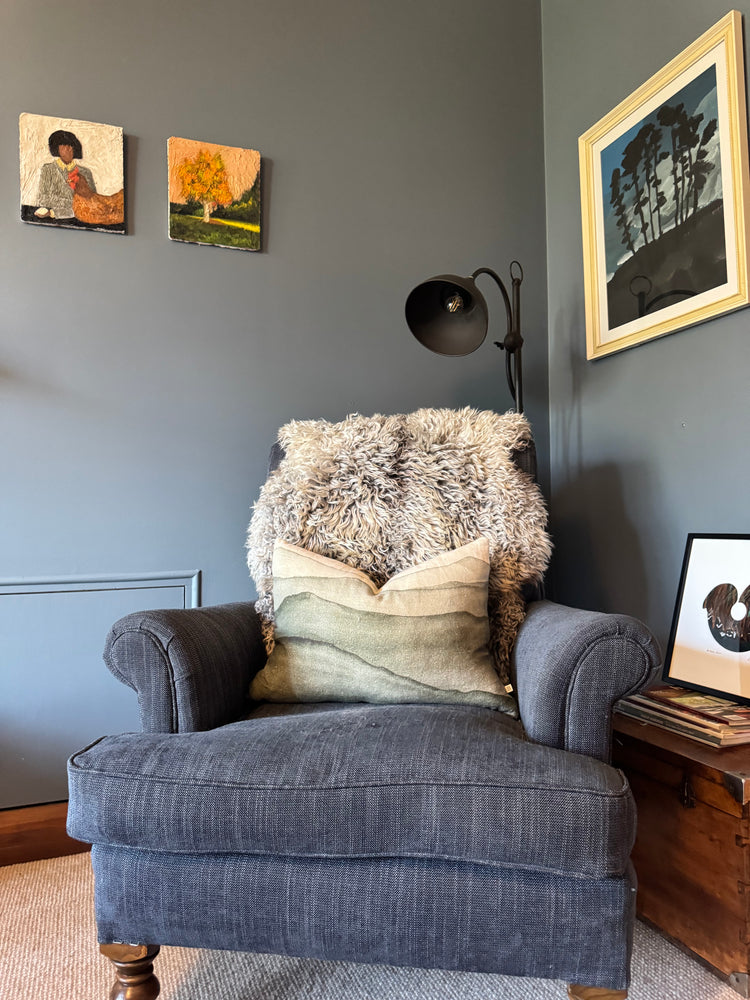 
                  
                    Gotland Sheepskin Rug Silver Long Wool
                  
                