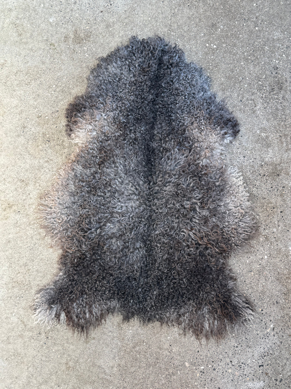 Gotland Sheepskin Rug Light Grey